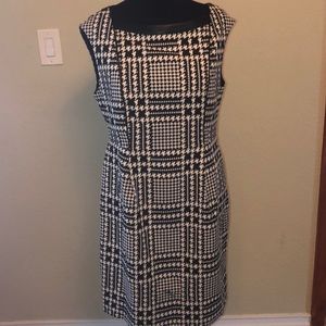 Brand New! Karl Lagerfeld Houndstooth dress